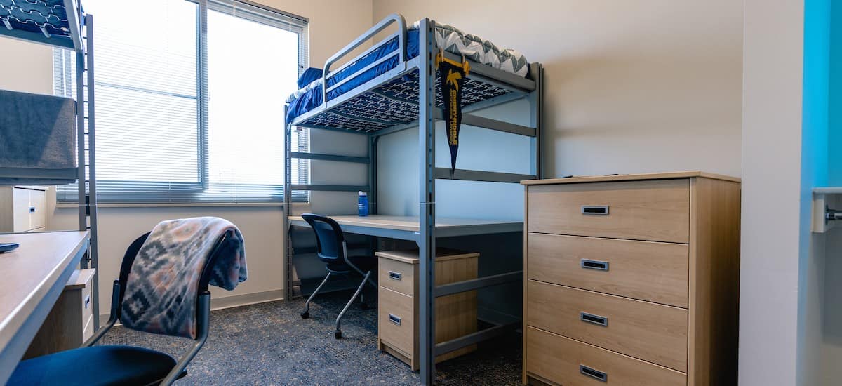 A room in the Thumb Butte Suites T2 Residence Hall