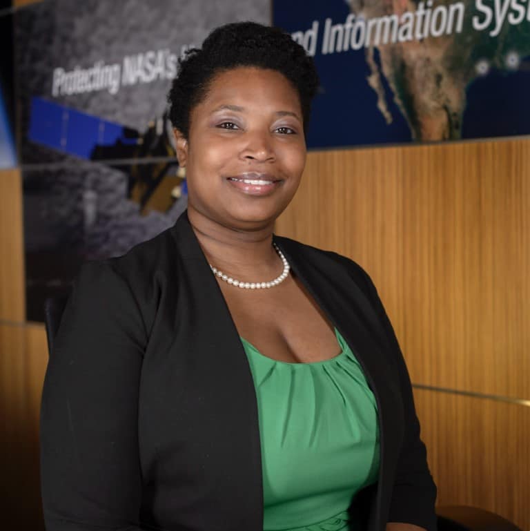 Gilena Monroe Headshot