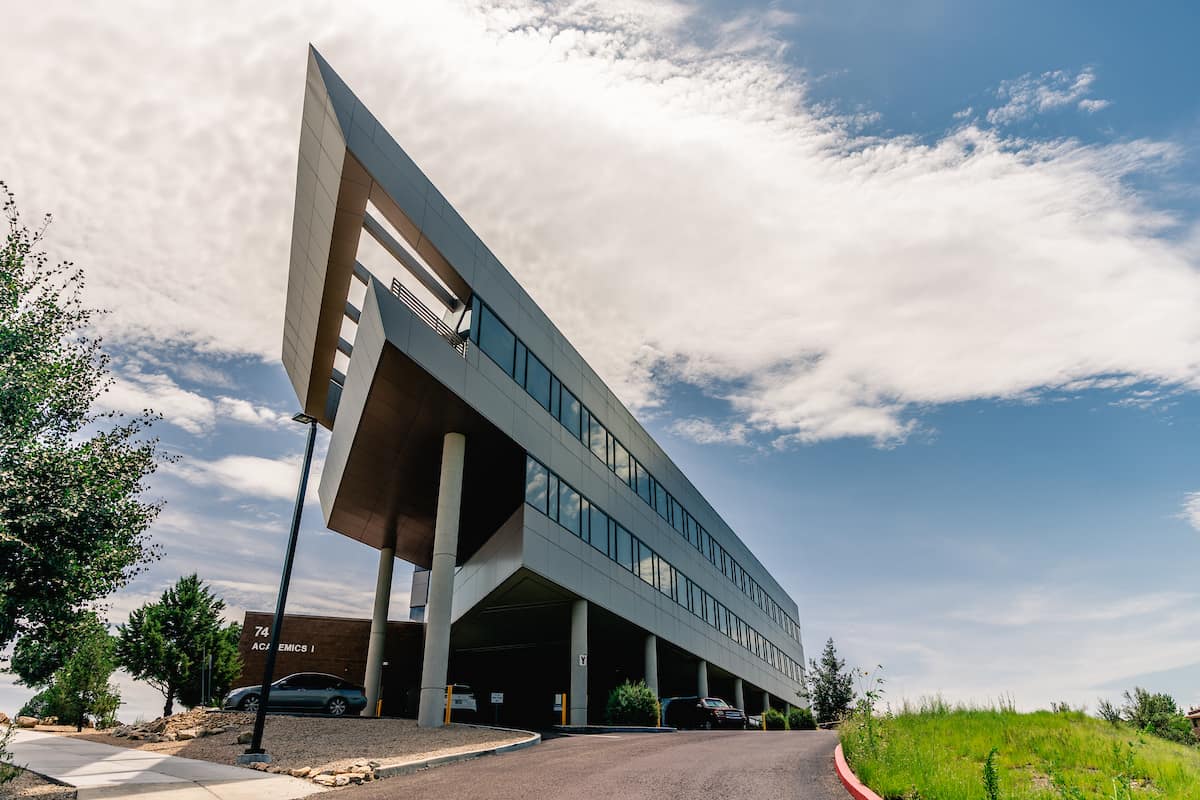 Aerospace & Mechanical Engineering Facilities Academic Complex